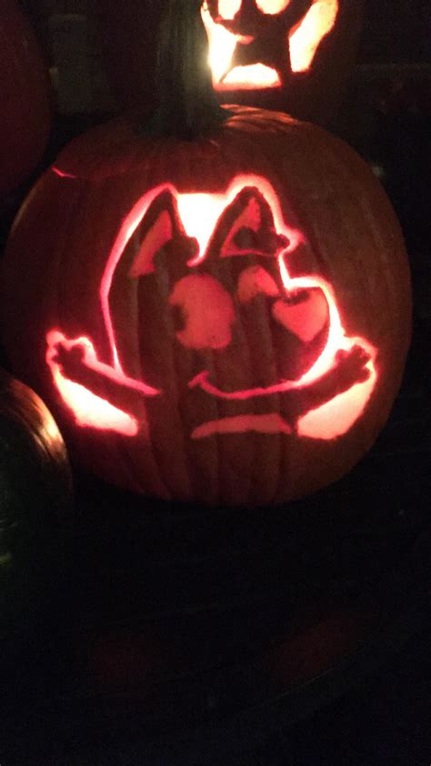 did this as my pumpkin for this year :) it’s bluey ! : r/bluey