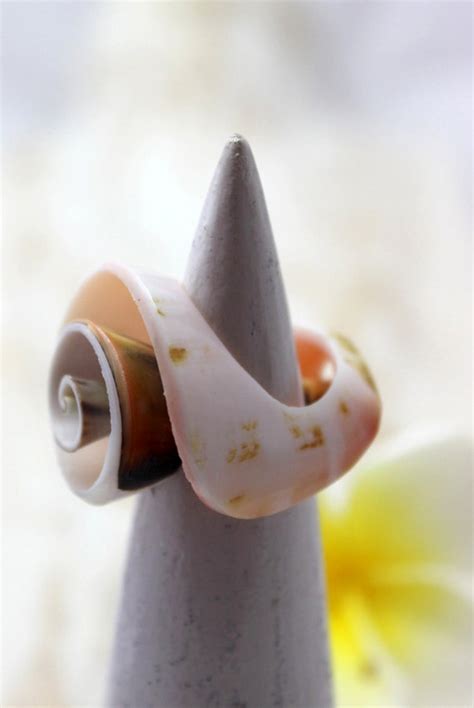 Real Conch Sea Shell Ring Shells Ring Shells Rings By Handmadbali