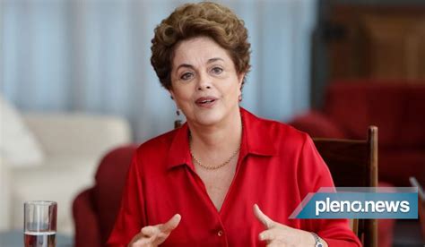 Dilma dá fora em Doria e não aceita convite para tomar vacina