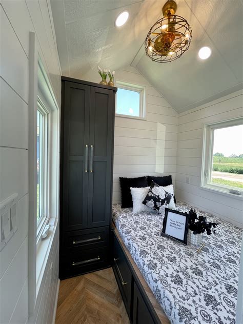 Minimalism And Freedom Embracing The Tiny Home Lifestyle Decathlon