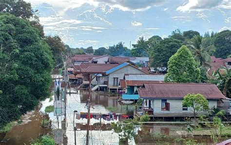 Id Tiga Ribuan Jiwa Di Kecamatan Sintang Terdampak Banjir