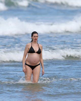 Anne Hathaway Pregnant Showing Pokies In Black Bikini Porn Pictures XXX Photos Sex Images