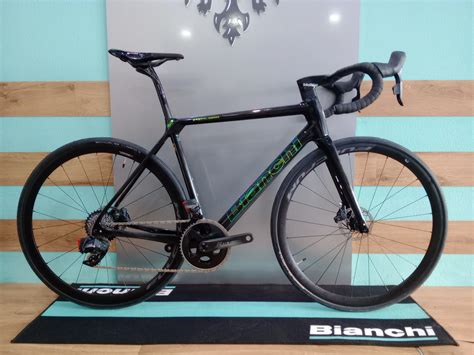 Achetez un vélo d occasion Bianchi Specialissima Ultegra Di2 en 55 cm