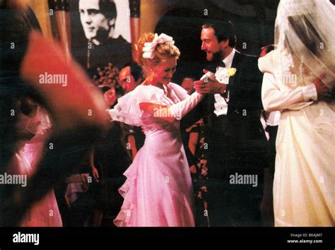 Deer hunter 1978 meryl streep hi-res stock photography and images - Alamy