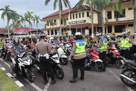 Operasi Keselamatan Progo Ribuan Pengendara Ditegur Dan Kena