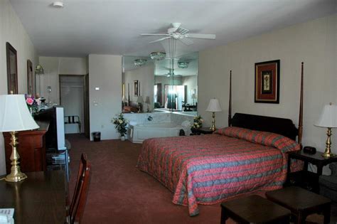 Hotel Gallery | Affordable Motel Rooms in Lockport, Amherst, Niagara ...