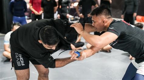 10 Wrestling Moves And Techniques You Should Master | Evolve Daily