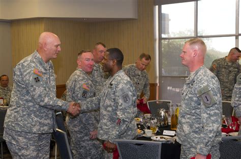 Army Chief Of Staff Visits Fort Riley Kansas Article The United States Army