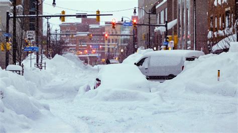 En Images Les Etats Unis Ensevelis Par Elliott La Temp Te De Neige