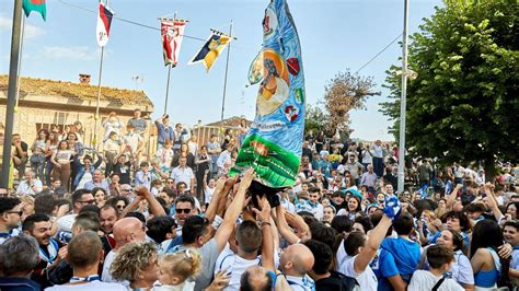 La Contrada Refenero Vince Il 65 Palio Dei Somari