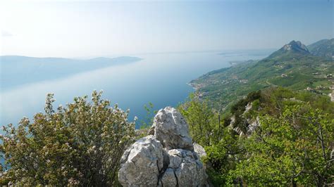 The best Hikes at Lake Garda | Outdooractive