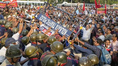 Protest Bengal Government Employees Clash With Police During Protests