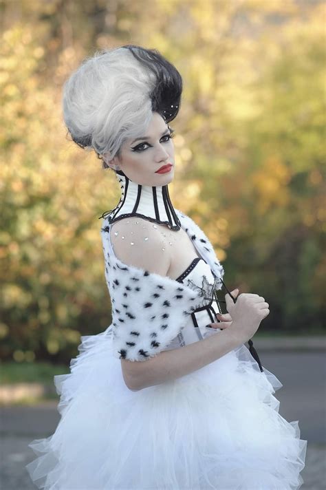 Cruella Dress /cruella Corset Dress/cruella Black and White - Etsy