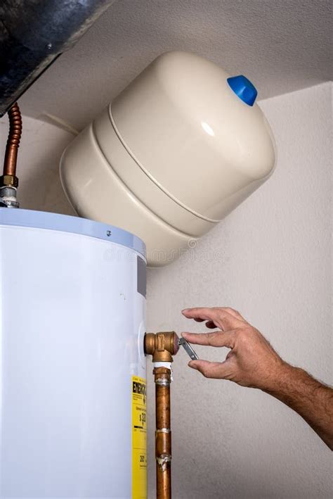 Where Is The Hot Water Pressure Valve At Lori Santiago Blog