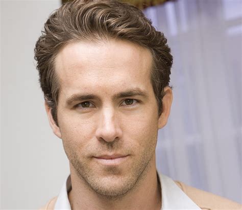 Hd Wallpaper Face Portrait Actor Male Ryan Reynolds Wallpaper Flare