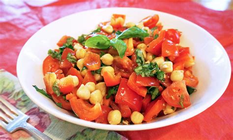 Tomato Chickpea And Red Pepper Salad With Fresh Basil Jazzy Vegetarian Vegan And Delicious