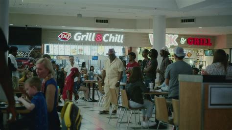 Dq Grill Chill Restaurant In Atlanta S E Light Skinned Ed