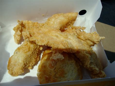 An Immovable Feast: Fast Food Review: Church's Spicy Chicken Strips