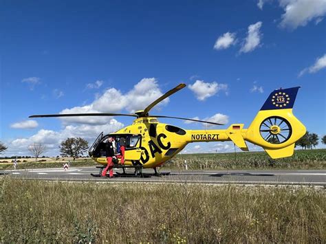 Schwerer Unfall Auf Der B1 Bei Braunschweig Zehn Verletzte