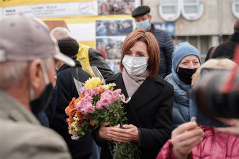 Alegeri Republica Moldova Maia Sandu Votat De Peste Dintre