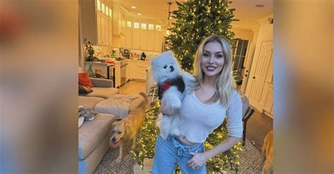 Newly Married Courtney Stodden Wows In Skimpy Blue Bikini Photos