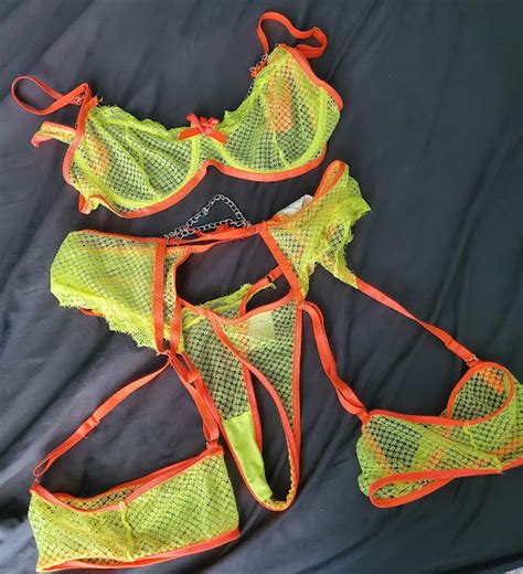 BSJYIFAN Garter Lingerie Set Review Sexy Comfy And Stunning HeelznMore