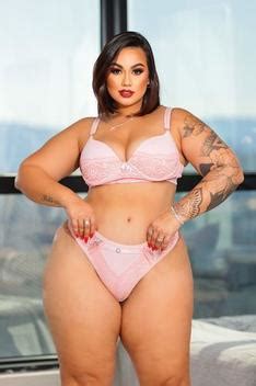 Conjunto Calcinha E Suti Plus Size Fio Dental Renda Bojo Luega Conjunto Lingerie