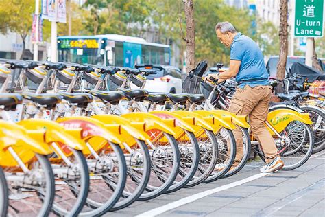 銀髮族注意！新北敬老卡新制下周一上路 搭小黃、騎ubike須符合「1規定」 其他 旺得富理財網