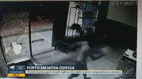 V Deo Homem Preso Suspeito De Furtar Ag Ncia De Cr Dito Em Nova