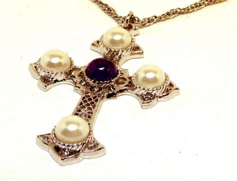 Vintage Cross Necklace Signed Sarah Coventry Pendant