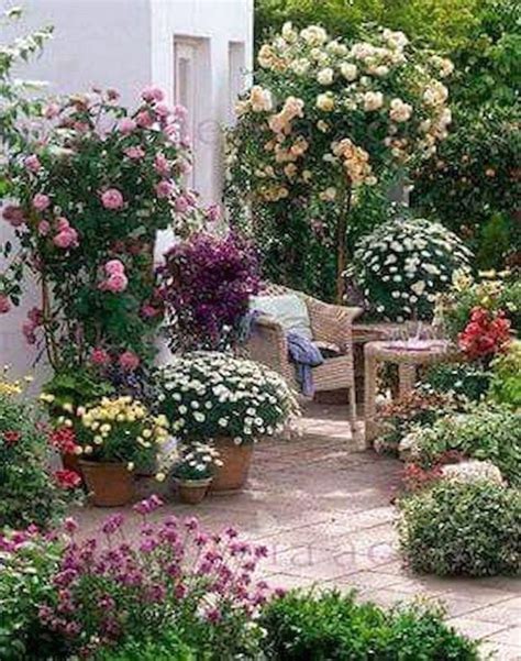 Small Flower Garden Layout Ideas