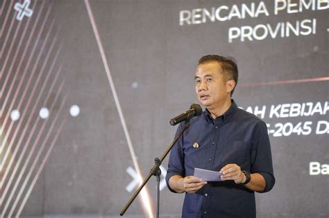 Bey Machmudin Tetapkan UMK 2024 Kabupaten Dan Kota Kota Bekasi