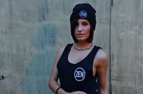 Zen Babe Katia Zen Garage