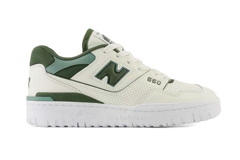 The 17 Best New Balance Shoes According To Shoe Experts