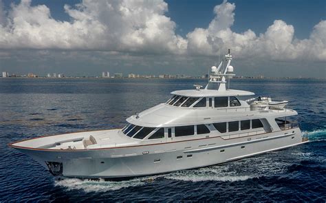 2008 98 Custom Craft 98 Rayburn Motor Yacht