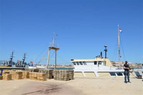 10 Toneladas De Haxixe Apanhadas No Estreito De Gibraltar Iam Para