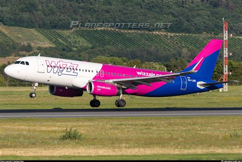 Ha Lwr Wizz Air Airbus A Wl Photo By Raphael Oletu Id