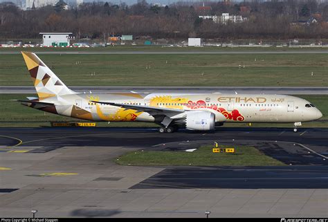 A6 Blf Etihad Airways Boeing 787 9 Dreamliner Photo By Michael Stappen