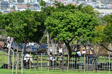 Ghim trên Green Point Park and Biodiveristy Garden