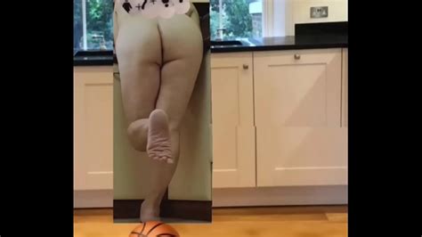 Naked And Unashamed Girl Ass Exhibitionist In Kitchen Moving Her Ass