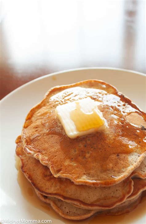 Fluffy Apple Cinnamon Pancakes •