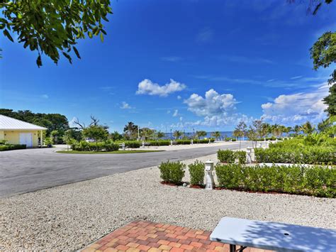 Keys Palms Luxury Rv Resort