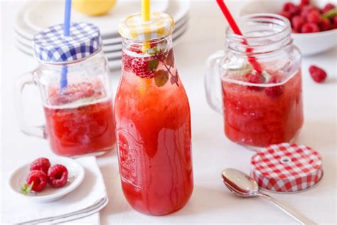 DOMÁCÍ LIMONÁDY I / MALINOVKA - Inspirace od decoDoma