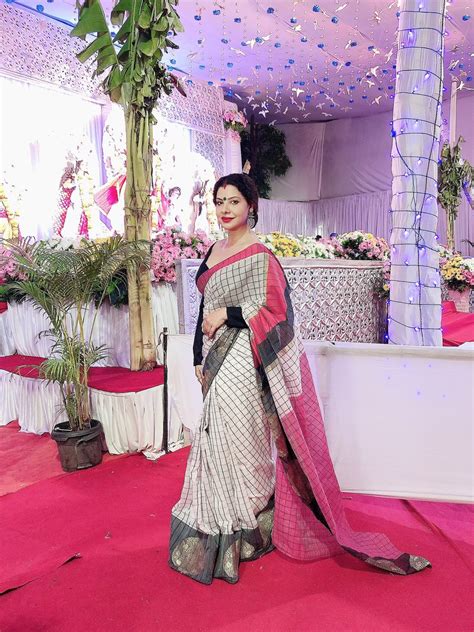 Sambhavna Seth In Saree