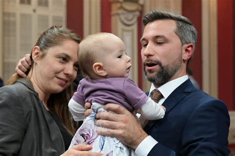 Québec solidaire s Gabriel Nadeau Dubois taking parental leave