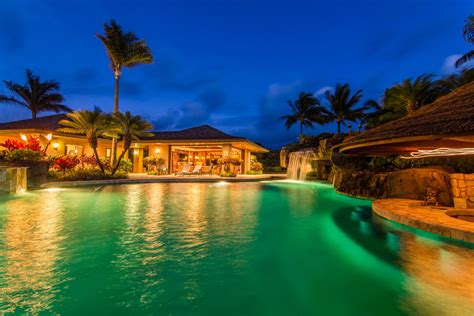 House Of The Week A Hawaiian Paradise With An Enormous Pool