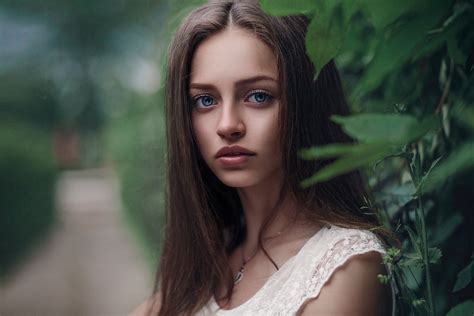 Hình nền đàn bà mô hình Chân dung Nhìn vào người xem Brunette Độ