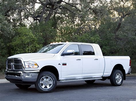 Fotos de Dodge RAM 3500 Heavy Duty Laramie Mega Cab 4x4 2009 | Foto 4