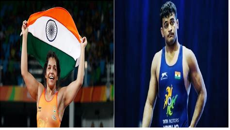 Cwg 2022 Day 8 Live Wrestlers Deepak Punia Bajrang Punia Sakshi