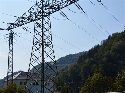 Der Bau Der Kv Leitung Ist Voll Im Gang Sn At